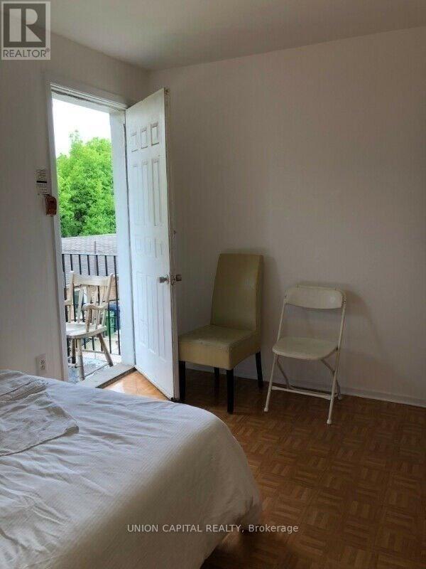 2 - 2015 Davenport Road, Toronto, Ontario  M6N 1C5 - Photo 5 - W12900656