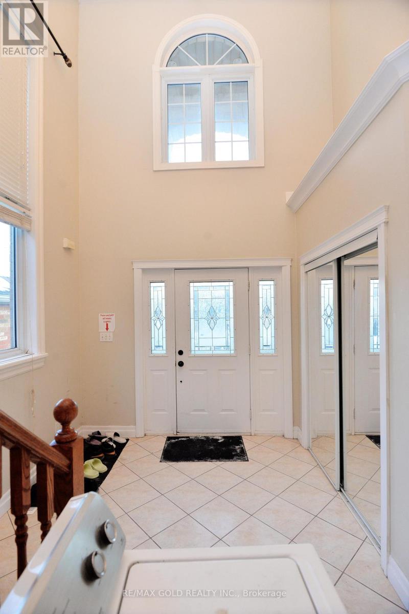 230 Doon Mills Drive, Kitchener, Ontario  N2P 2R8 - Photo 6 - X12840290