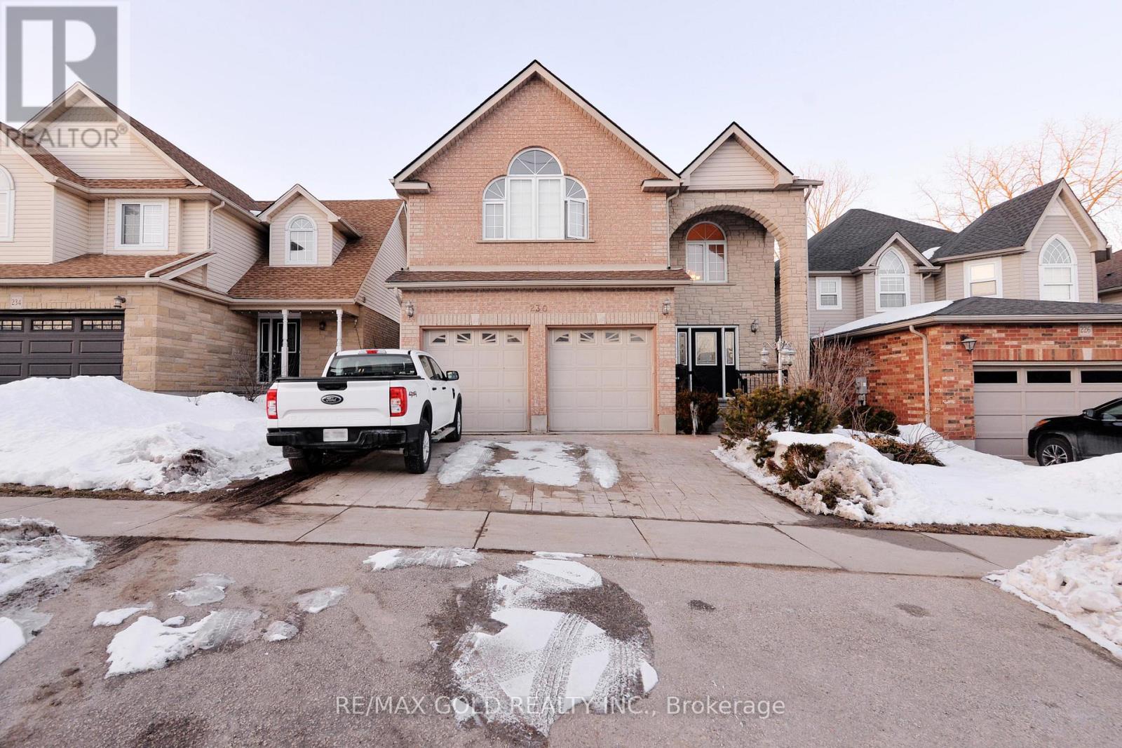 230 DOON MILLS DRIVE, Kitchener, Ontario