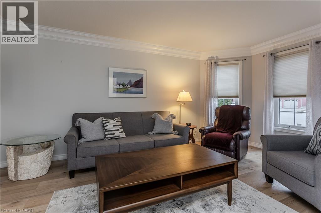 606 Williamson Court, Burlington, Ontario  L7S 2K6 - Photo 8 - 40803305