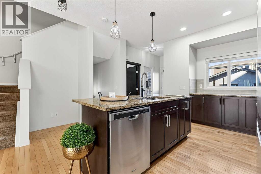 345 Mahogany Boulevard SE, Calgary, Alberta  T3M 1V1 - Photo 4 - A2284350