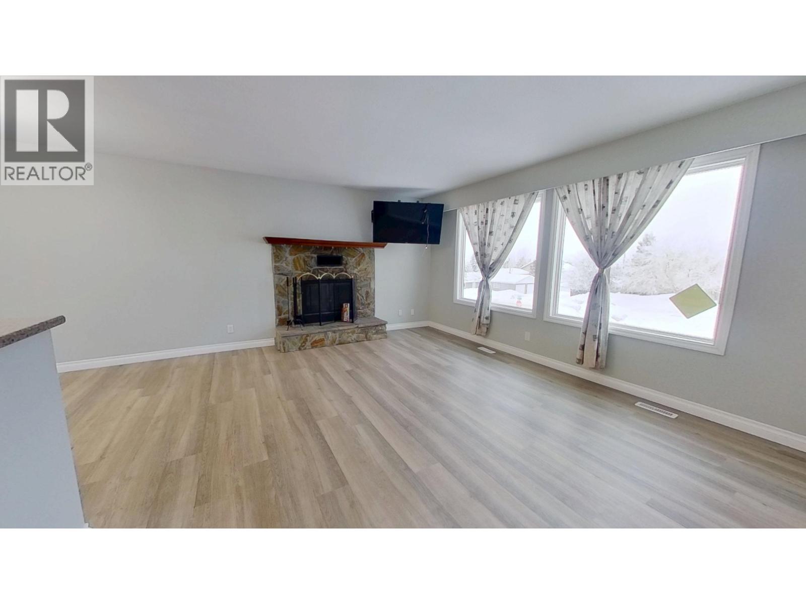 9603 93 Street, Fort St. John, British Columbia  V1J 5R9 - Photo 8 - R3076210