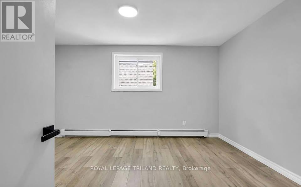 18.5 Adelaide Street S, London South, Ontario  N5Z 3J8 - Photo 11 - X12900736