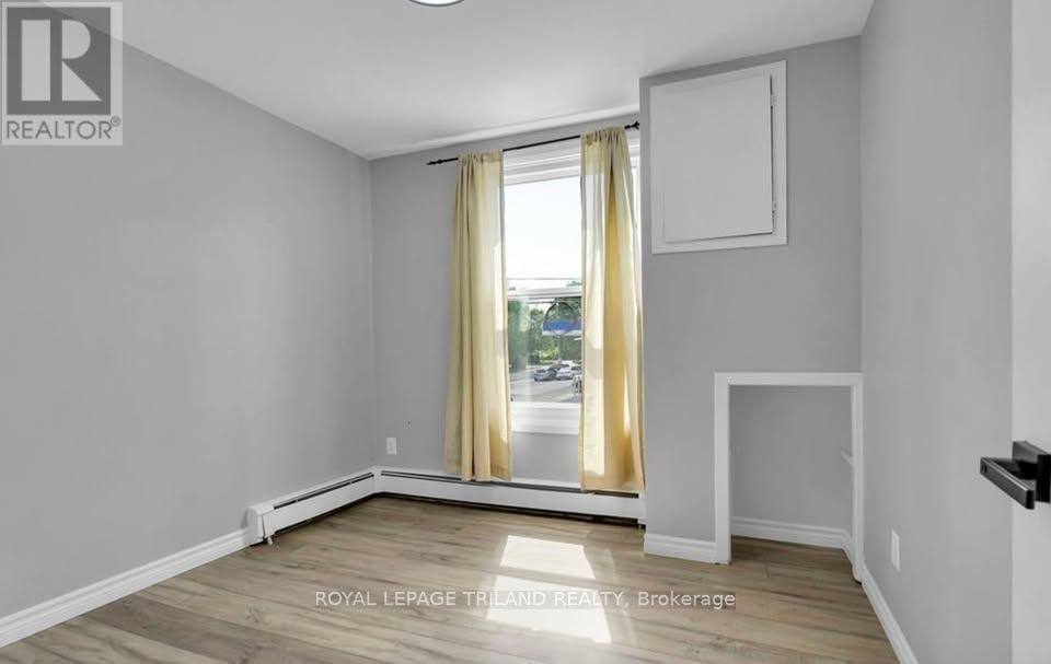 18.5 Adelaide Street S, London South, Ontario  N5Z 3J8 - Photo 14 - X12900736