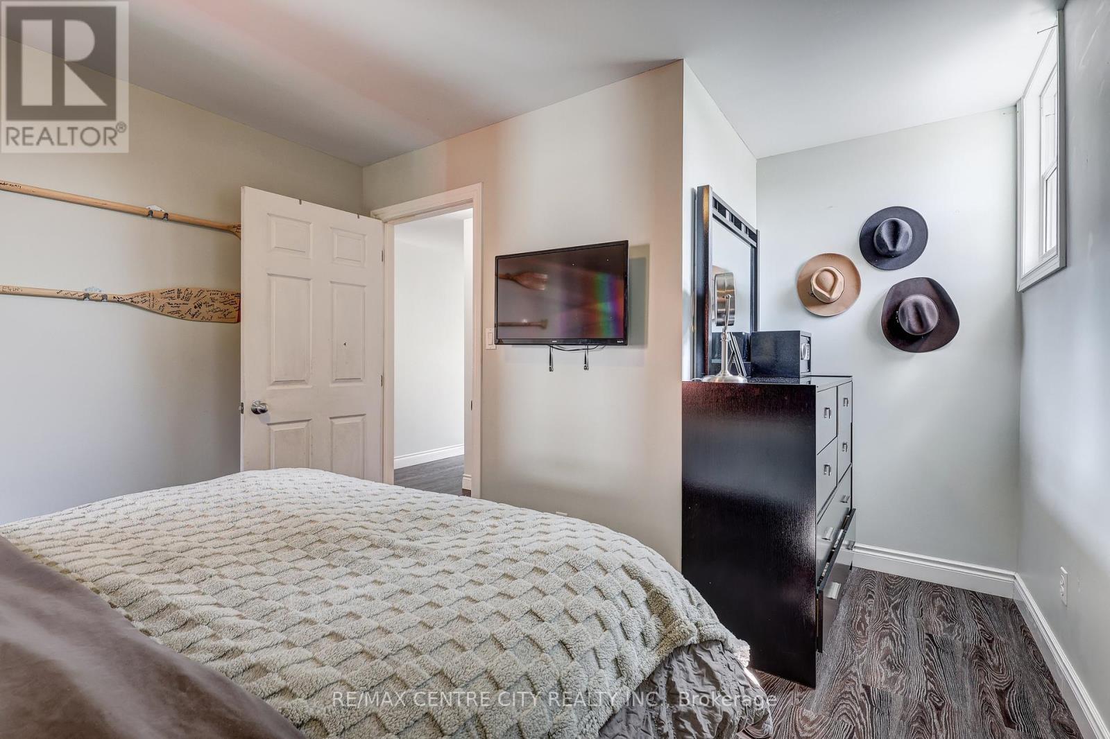 24 St Annes Place, St. Thomas, Ontario  N5R 2W5 - Photo 31 - X12900748