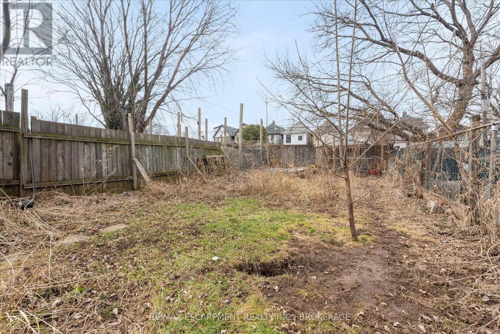 29 Mckinstry Street, Hamilton (Industrial Sector), Ontario  L8L 6C2 - Photo 23 - X12900790