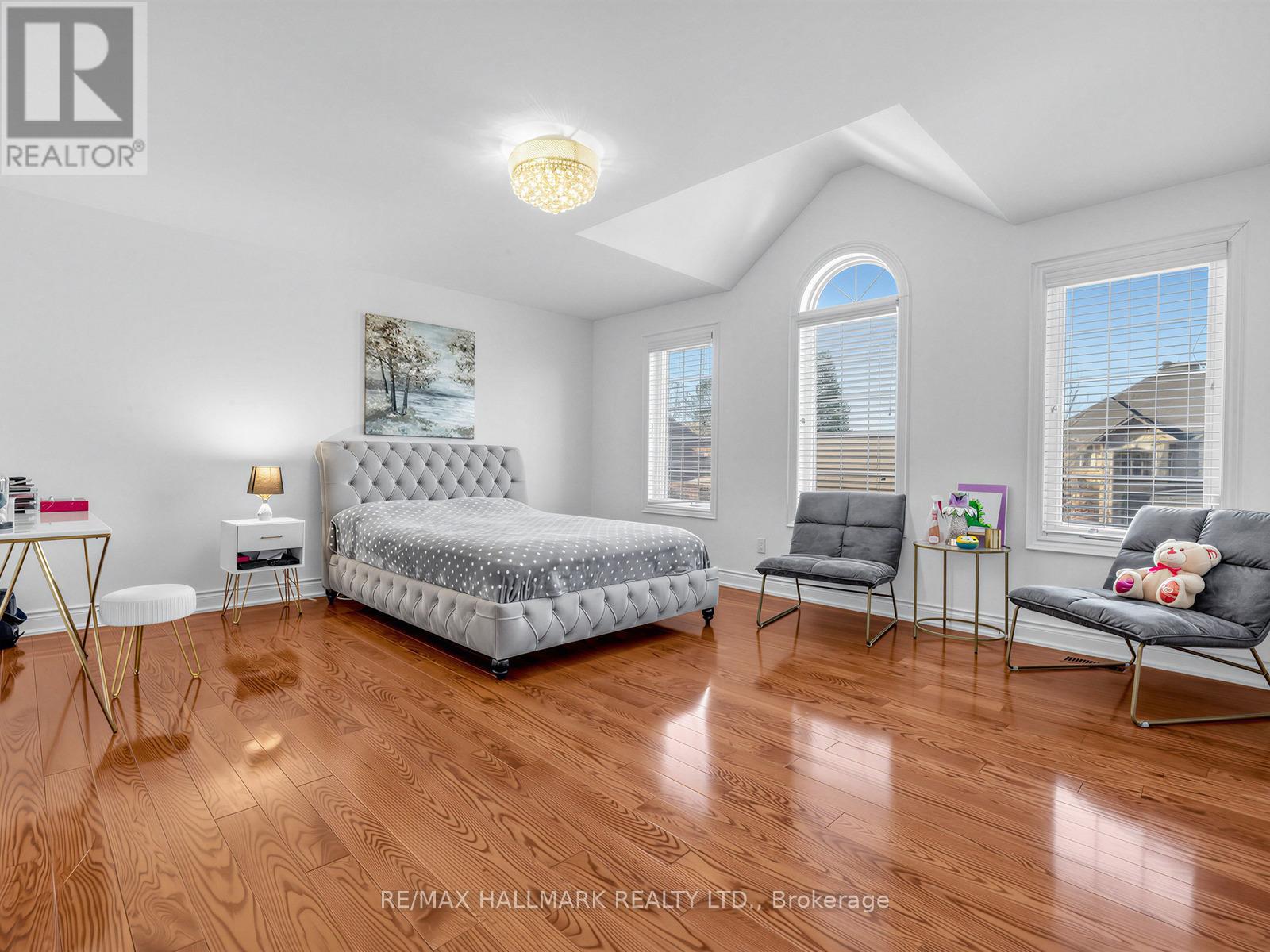 69 B Elm Grove Avenue, Richmond Hill, Ontario  L4E 2V4 - Photo 13 - N12870378