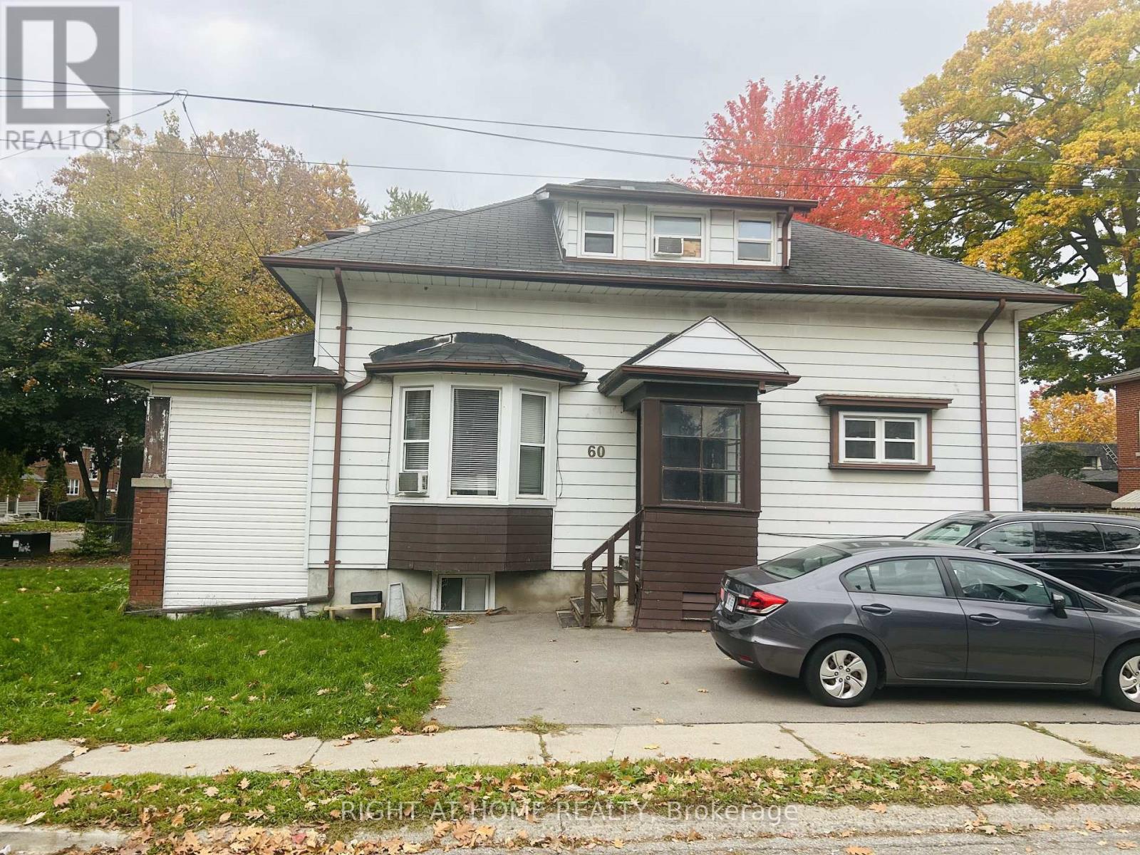 3 - 60 Long Branch Avenue, Toronto, Ontario  M8W 3J2 - Photo 9 - W12655044