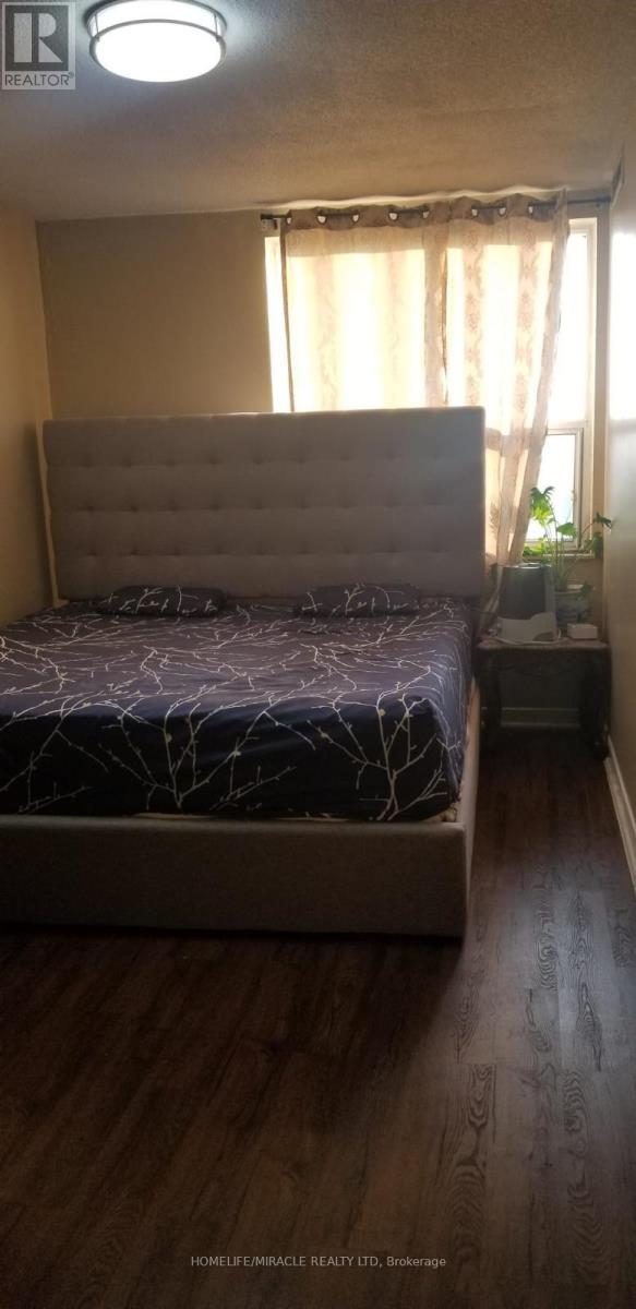 1509 - 45 Silverstone Drive, Toronto, Ontario  M9V 4B1 - Photo 9 - W12893716