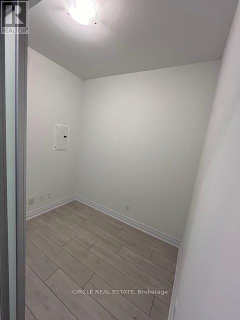 2505 - 30 Elm Drive W, Mississauga, Ontario  L5B 0N6 - Photo 16 - W12897360