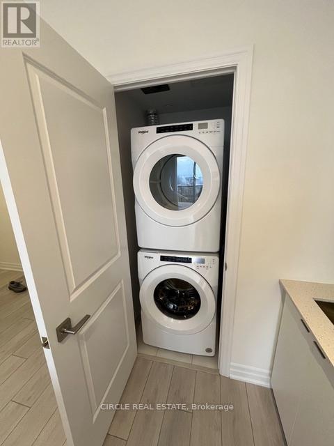 2505 - 30 Elm Drive W, Mississauga, Ontario  L5B 0N6 - Photo 8 - W12897360