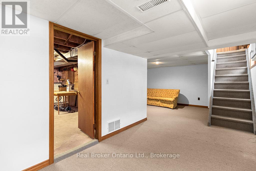 626 13th Avenue, Hanover, Ontario  N4N 2X1 - Photo 25 - X12900814