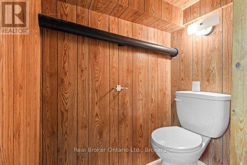 626 13th Avenue, Hanover, Ontario  N4N 2X1 - Photo 34 - X12900814