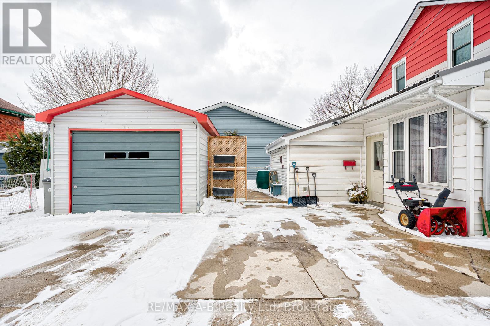145 St George Street, West Perth, Ontario  N0K 1N0 - Photo 5 - X12900836