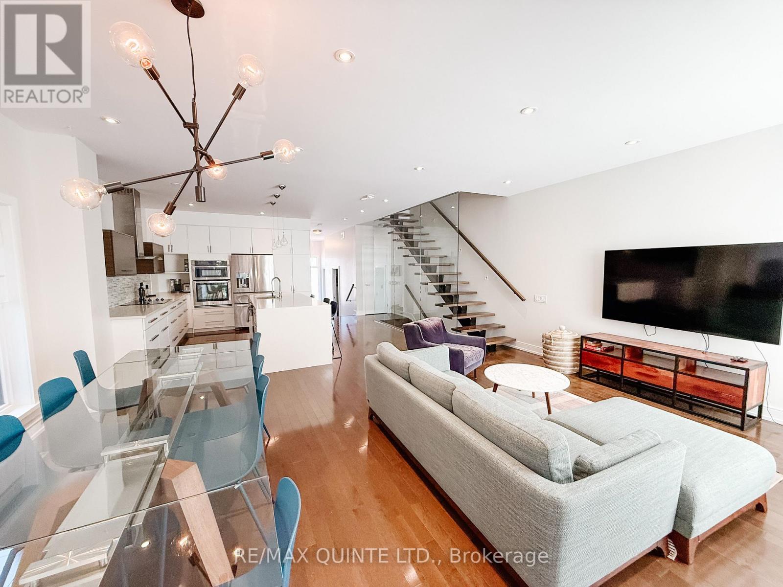 362 Roosevelt Avenue, Ottawa, Ontario  K2A 1Z3 - Photo 5 - X12900864