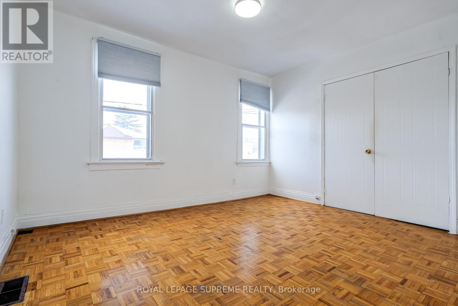 2nd Flr - 59 Somerset Avenue, Toronto, Ontario  M6H 2R3 - Photo 9 - C12900724