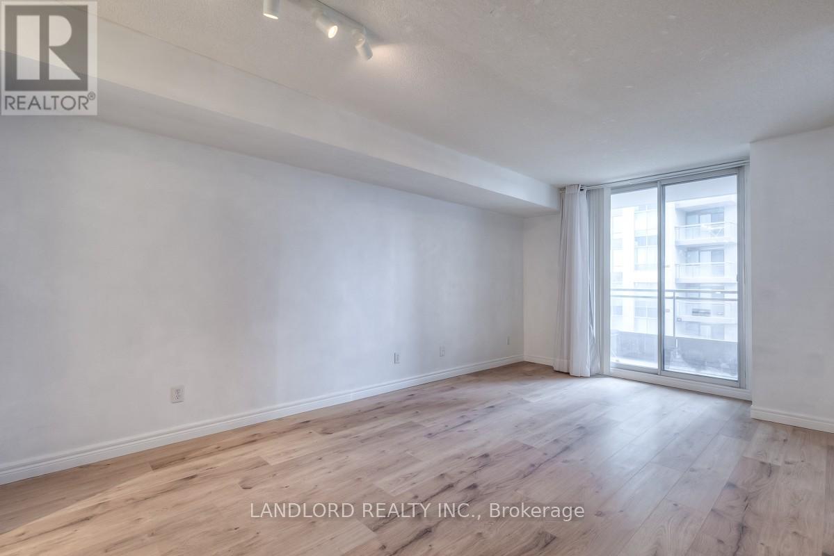 801 - 256 Doris Avenue, Toronto (Willowdale East), Ontario  M2N 6X8 - Photo 5 - C12900838