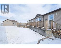 145 Meadowplace Drive  E, Brooks, Alberta