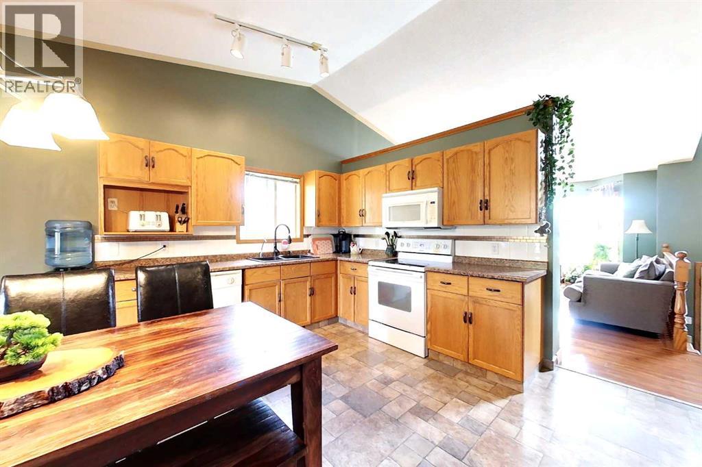 720 9 Street Sw, Slave Lake, Alberta  T0G 2A4 - Photo 7 - A2259417