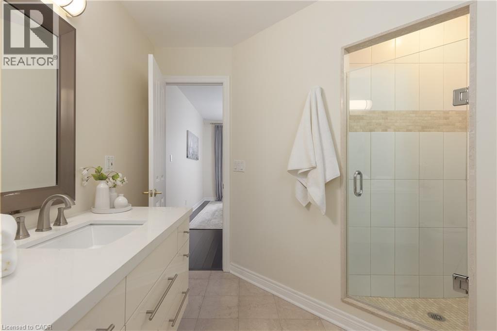 50 Old Mill Road Unit# Ph8, Oakville, Ontario  L6J 7W1 - Photo 18 - 40800615