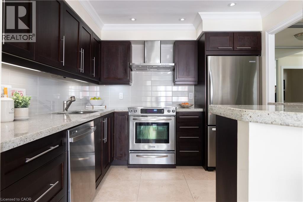 50 Old Mill Road Unit# Ph8, Oakville, Ontario  L6J 7W1 - Photo 9 - 40800615