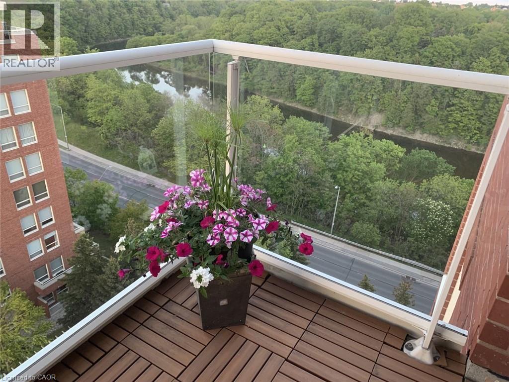 50 Old Mill Road Unit# Ph8, Oakville, Ontario  L6J 7W1 - Photo 20 - 40800615