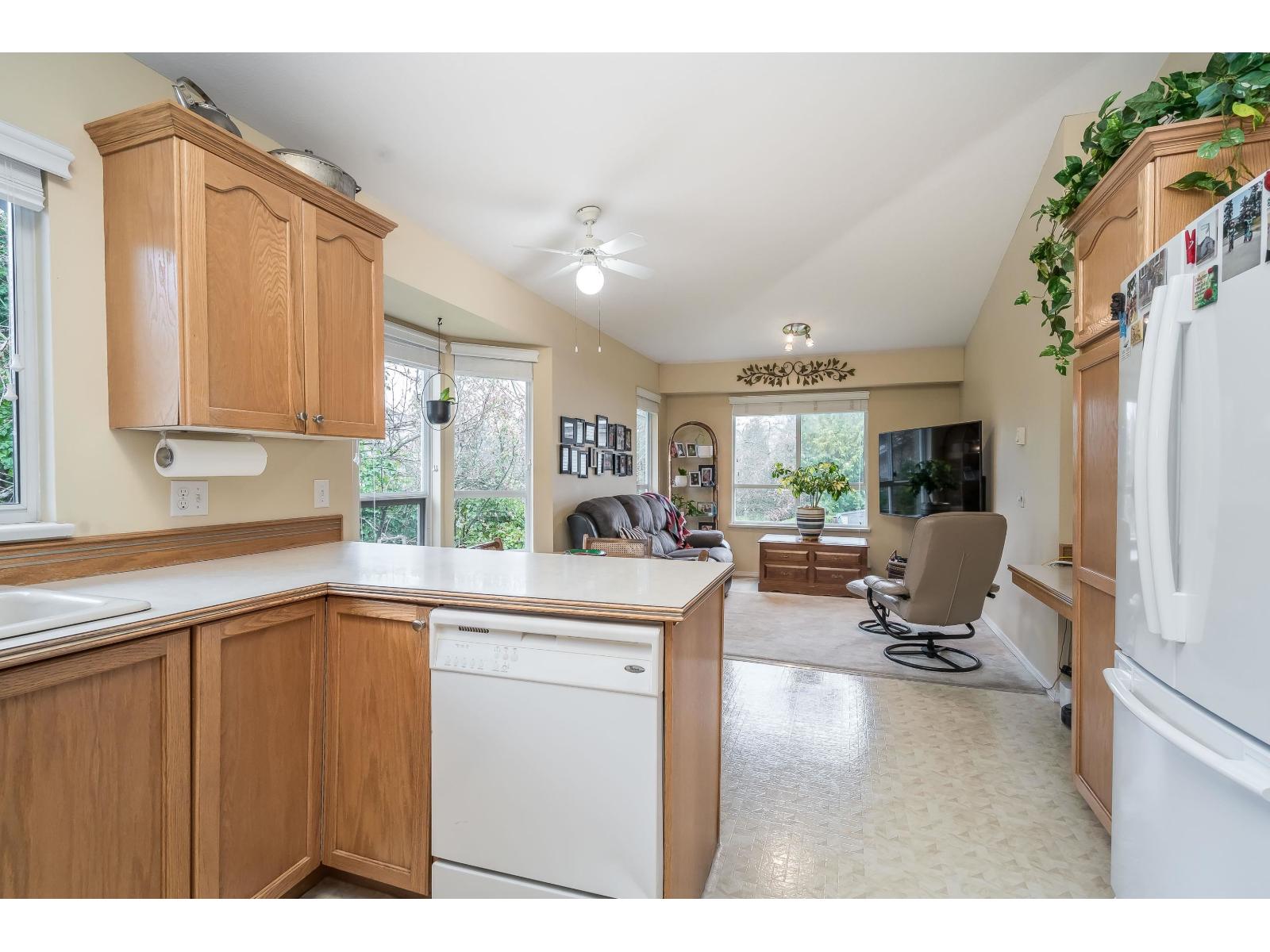 216 13895 102 Avenue, Surrey, British Columbia  V3T 1P2 - Photo 14 - R3100522