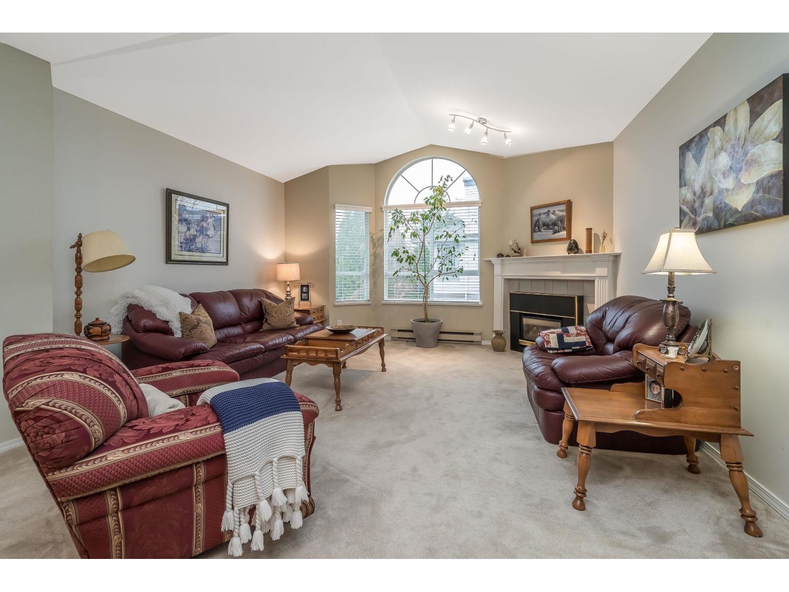 216 13895 102 Avenue, Surrey, British Columbia  V3T 1P2 - Photo 4 - R3100522