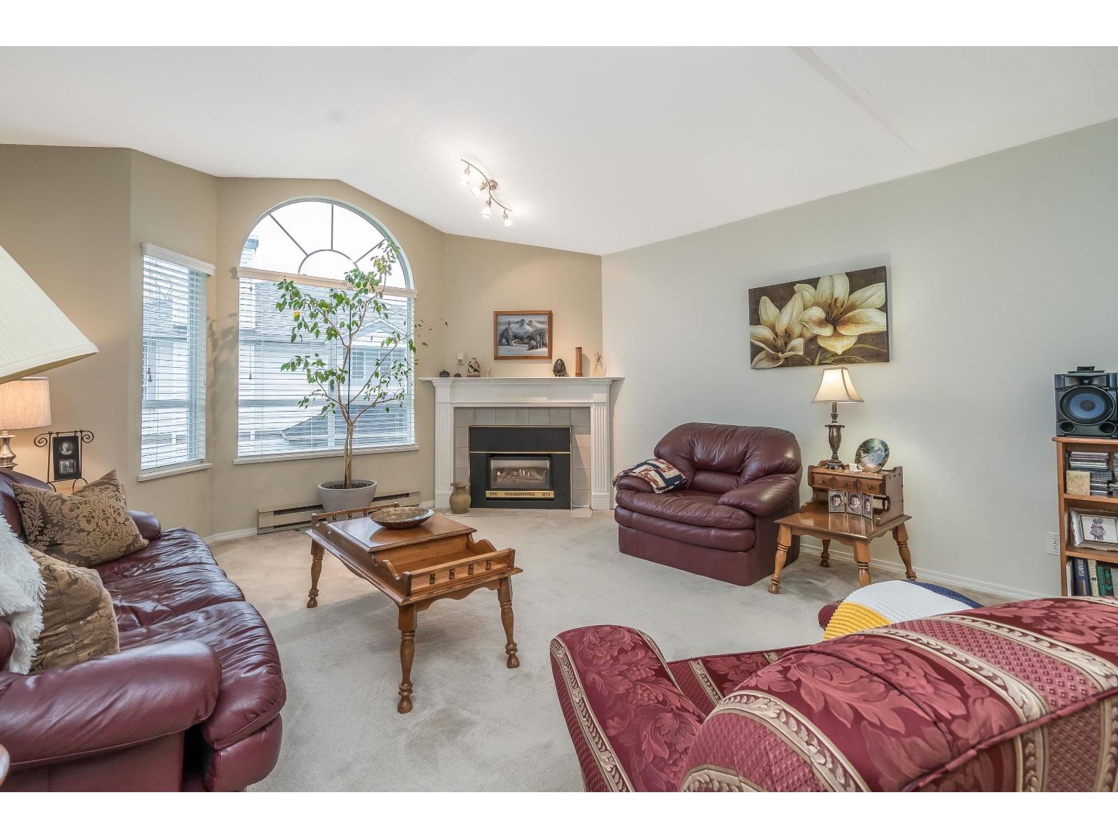 216 13895 102 Avenue, Surrey, British Columbia  V3T 1P2 - Photo 3 - R3100522