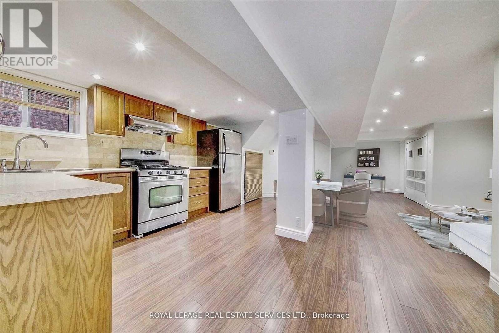 Lower - 87 Dawes Road, Toronto, Ontario  M4C 5B2 - Photo 11 - E12900816