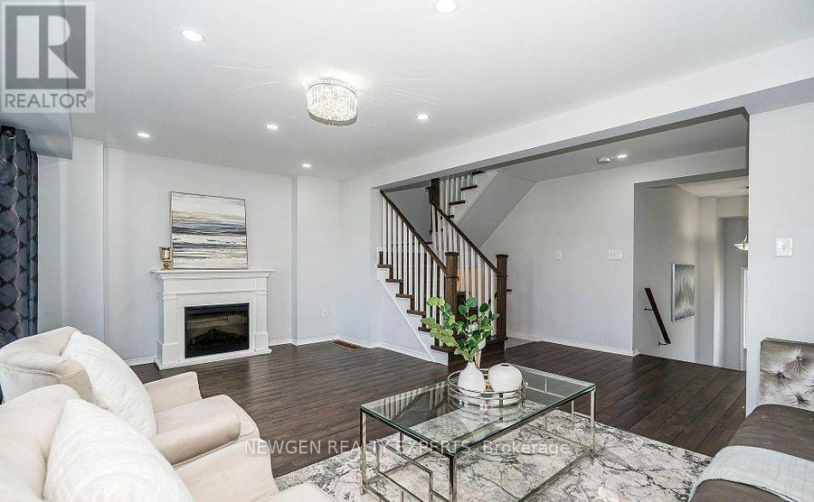 527 Rossland Road E, Ajax (Central West), Ontario  L1T 4S1 - Photo 5 - E12900856