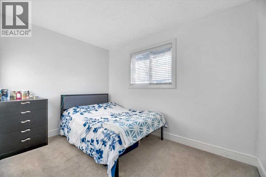 19 Castlepark Way Ne, Calgary, Alberta  T3J 1R7 - Photo 18 - A2288597