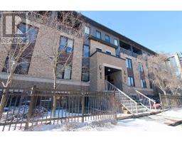 126A LINDENSHADE DRIVE, Ottawa, Ontario