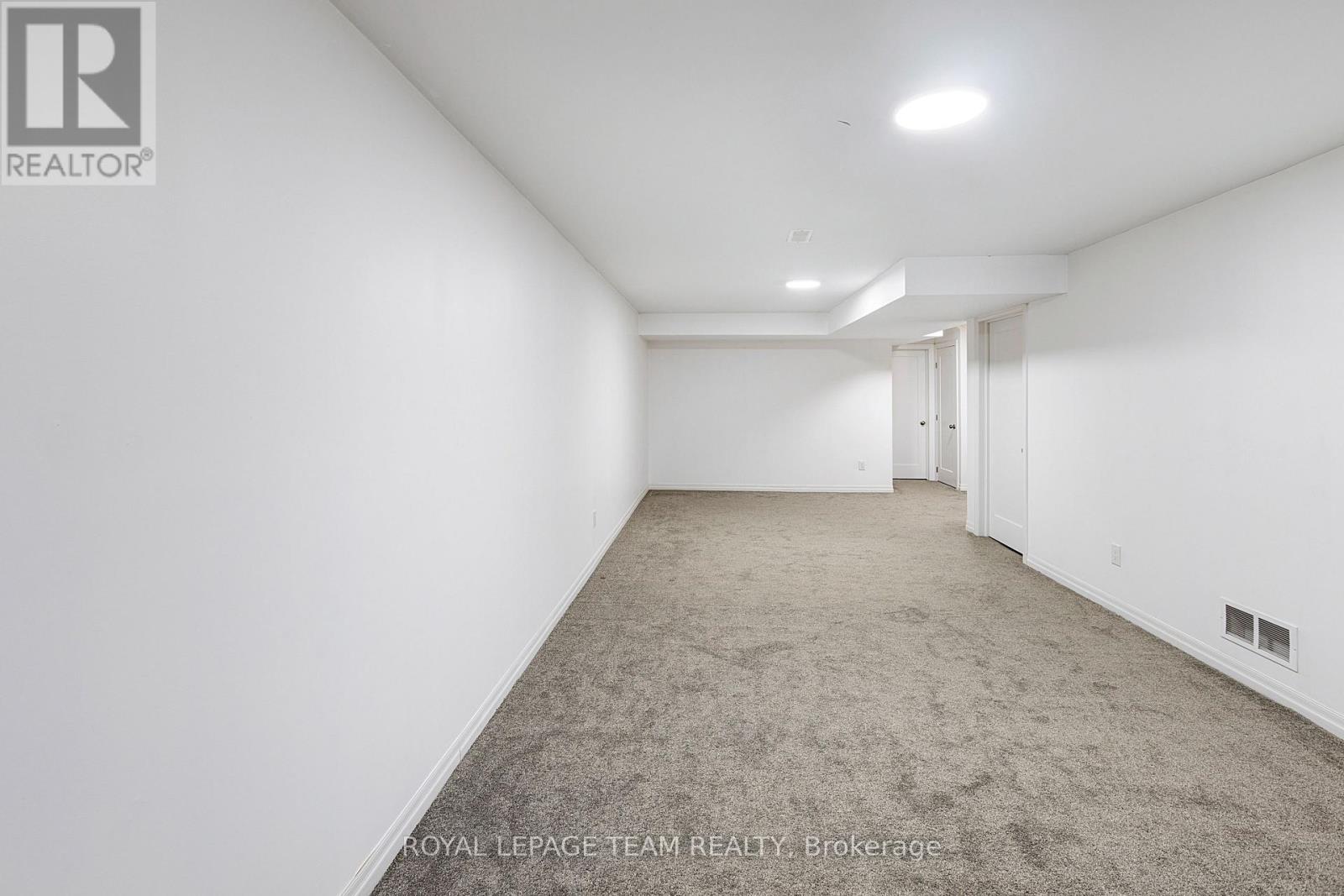 258 Gossamer Street, Ottawa, Ontario  K1W 0B2 - Photo 16 - X12900840