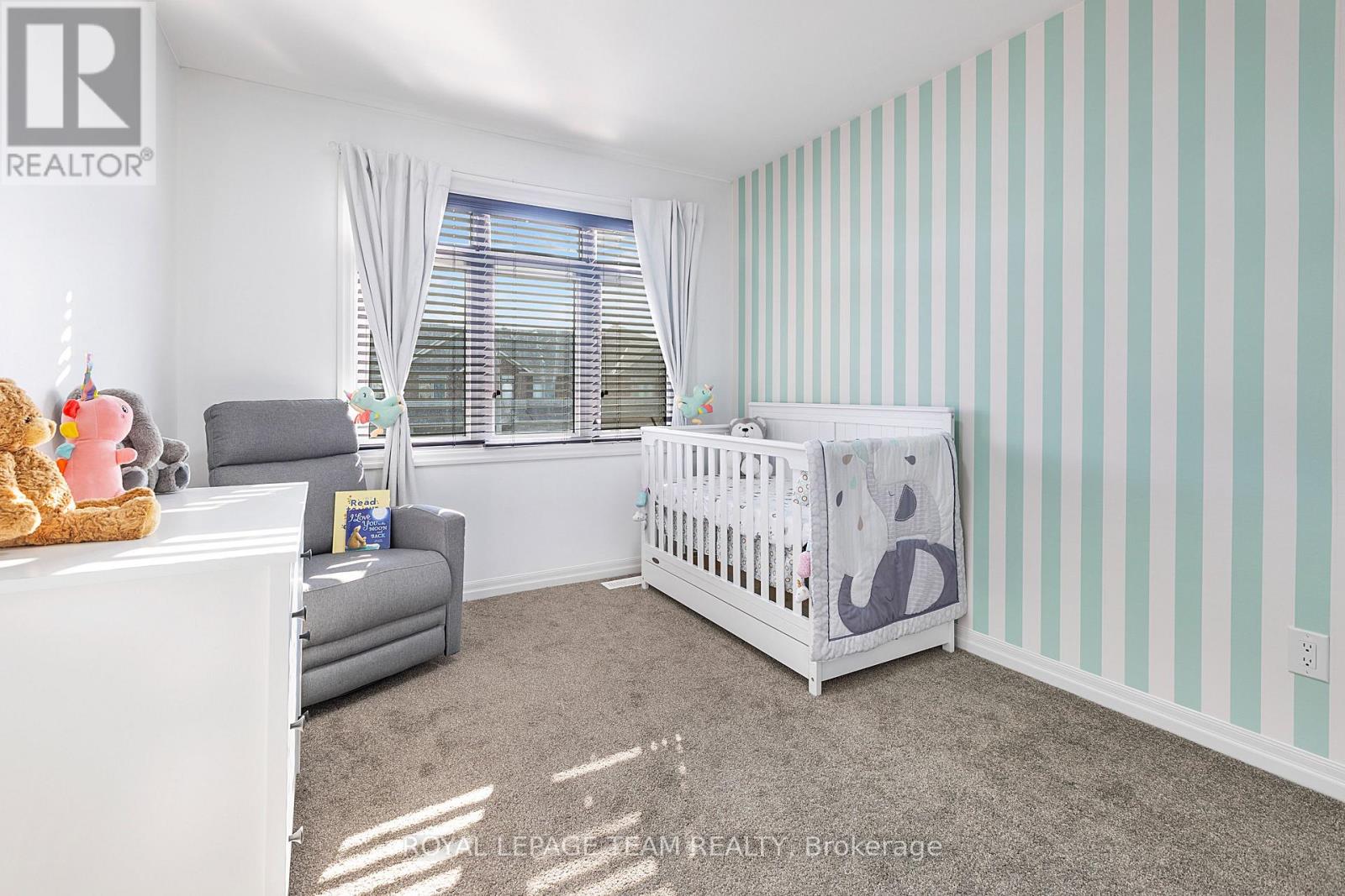 258 Gossamer Street, Ottawa, Ontario  K1W 0B2 - Photo 18 - X12900840