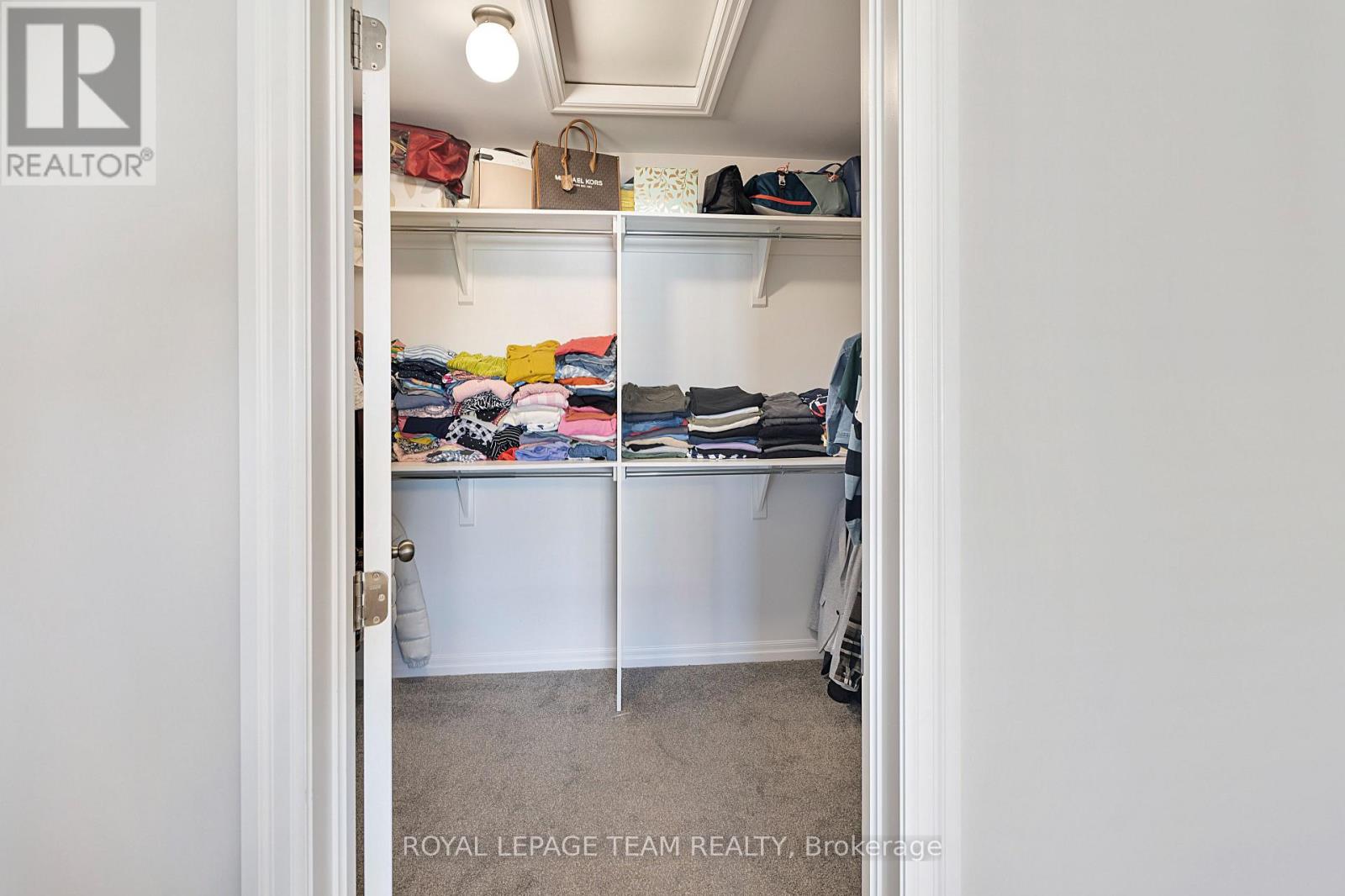 258 Gossamer Street, Ottawa, Ontario  K1W 0B2 - Photo 29 - X12900840