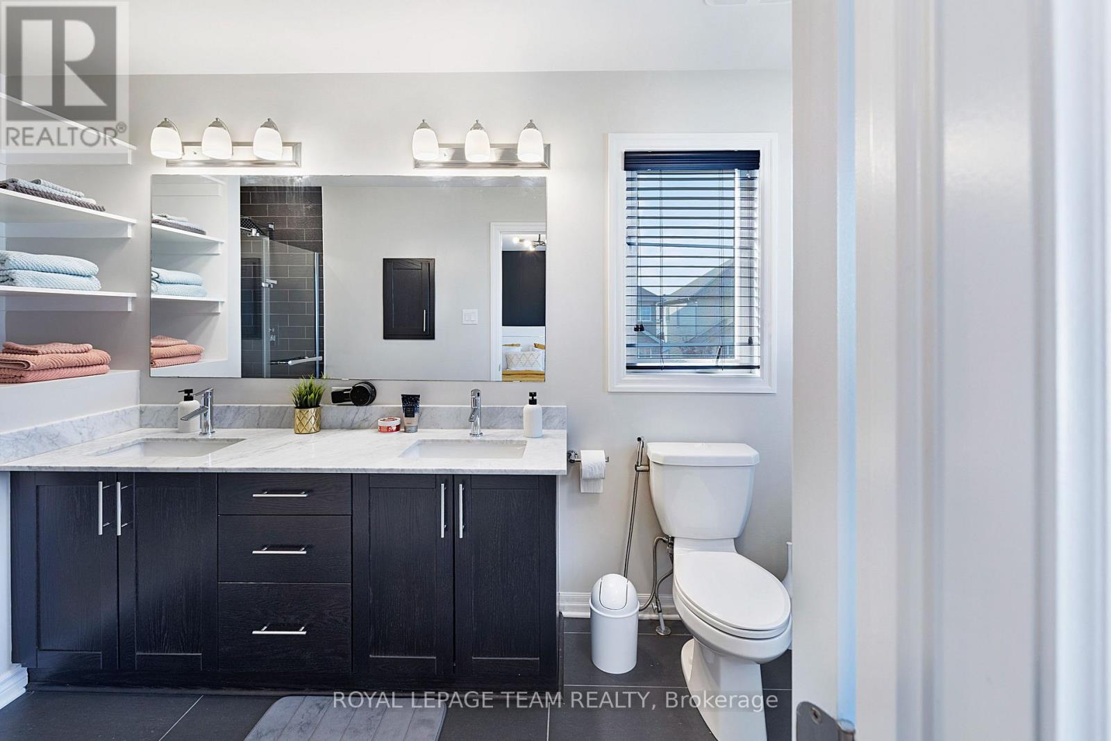 258 Gossamer Street, Ottawa, Ontario  K1W 0B2 - Photo 32 - X12900840