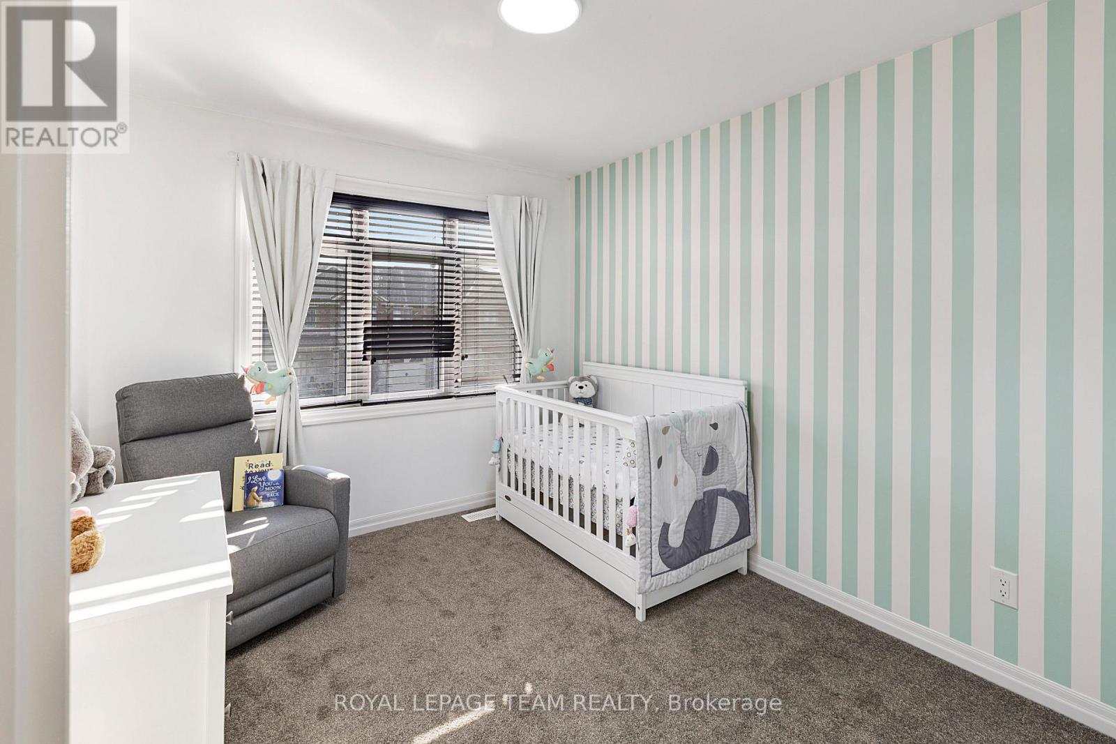 258 Gossamer Street, Ottawa, Ontario  K1W 0B2 - Photo 36 - X12900840