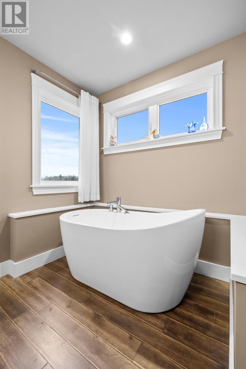 80 Pine Street, Brackley Beach, Prince Edward Island  C1E 2W2 - Photo 25 - 202529128