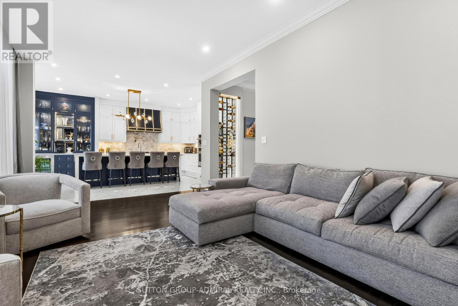 37 Cedarpoint Court, Vaughan, Ontario  L6A 4P7 - Photo 10 - N12900786