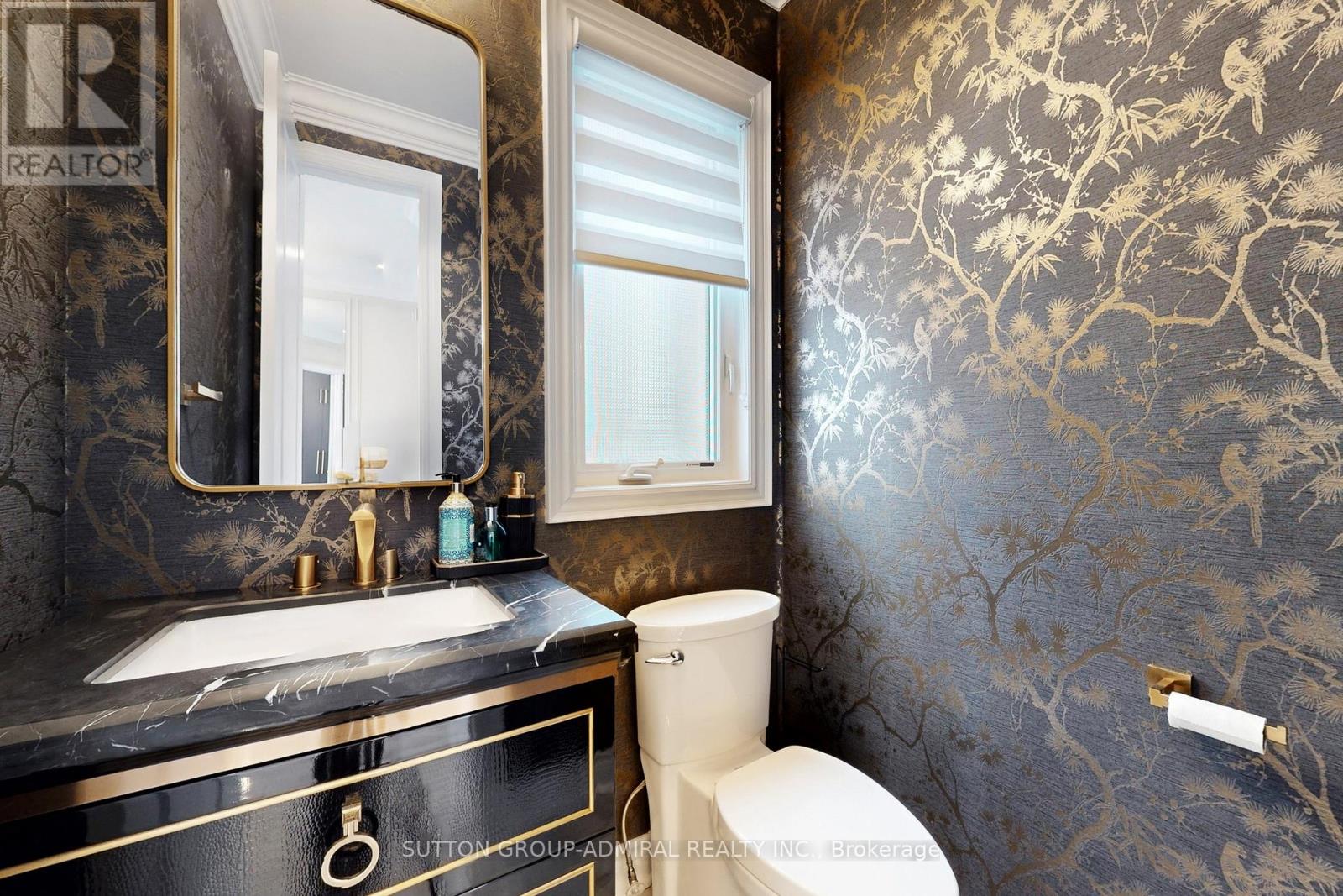 37 Cedarpoint Court, Vaughan, Ontario  L6A 4P7 - Photo 27 - N12900786