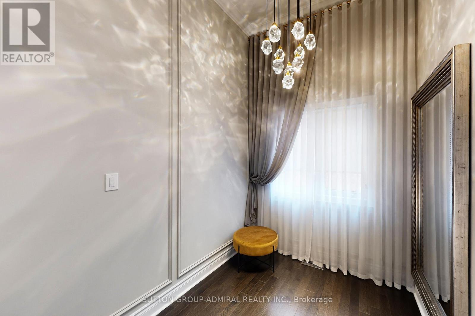 37 Cedarpoint Court, Vaughan, Ontario  L6A 4P7 - Photo 30 - N12900786