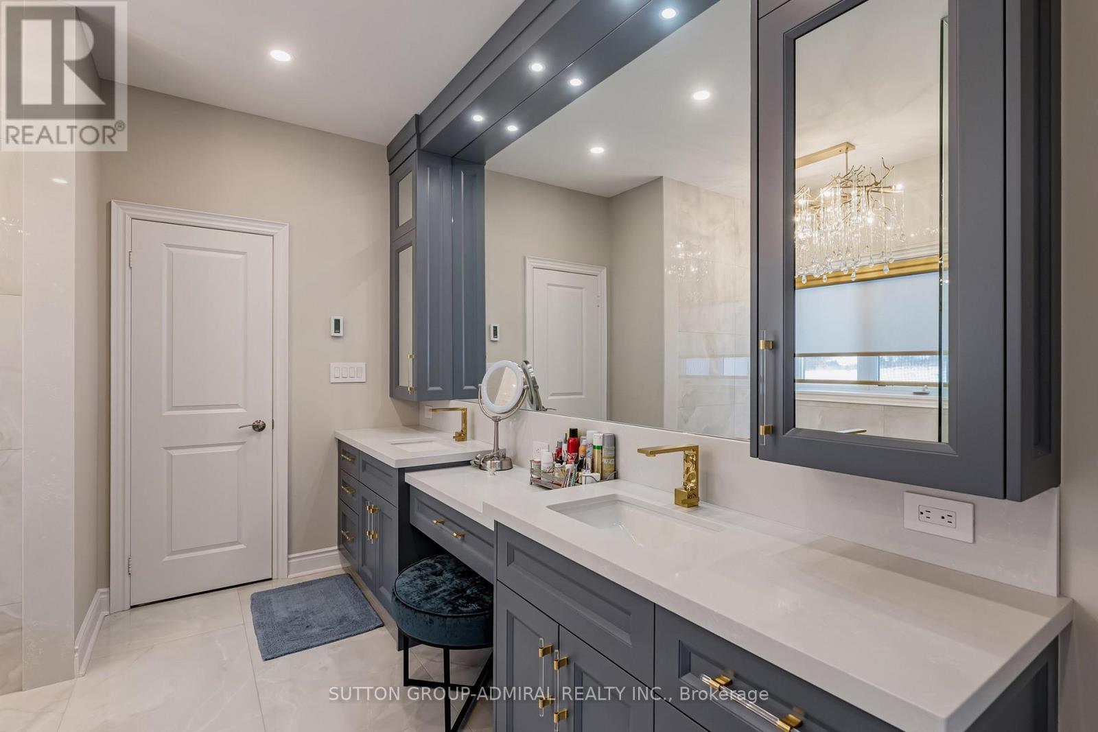 37 Cedarpoint Court, Vaughan, Ontario  L6A 4P7 - Photo 39 - N12900786