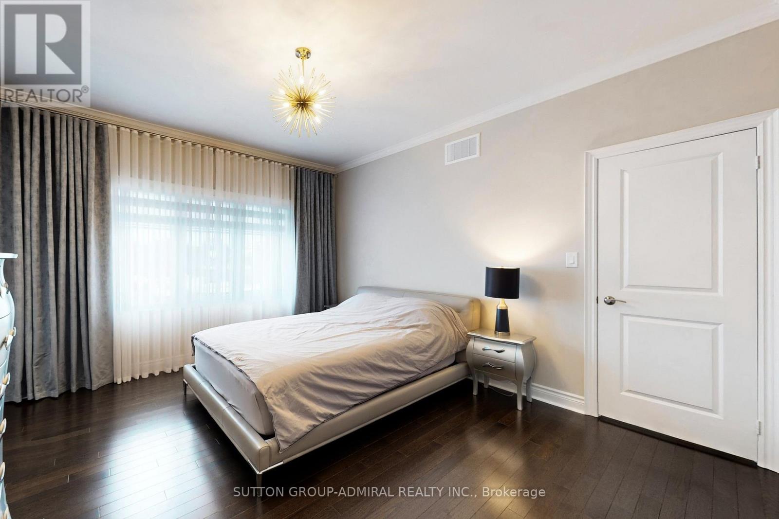 37 Cedarpoint Court, Vaughan, Ontario  L6A 4P7 - Photo 40 - N12900786