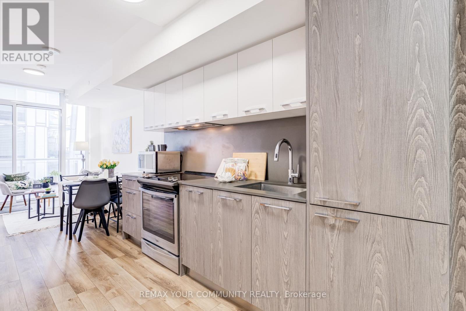 1108 - 30 Baseball Place, Toronto, Ontario  M4M 0E8 - Photo 8 - E12900346