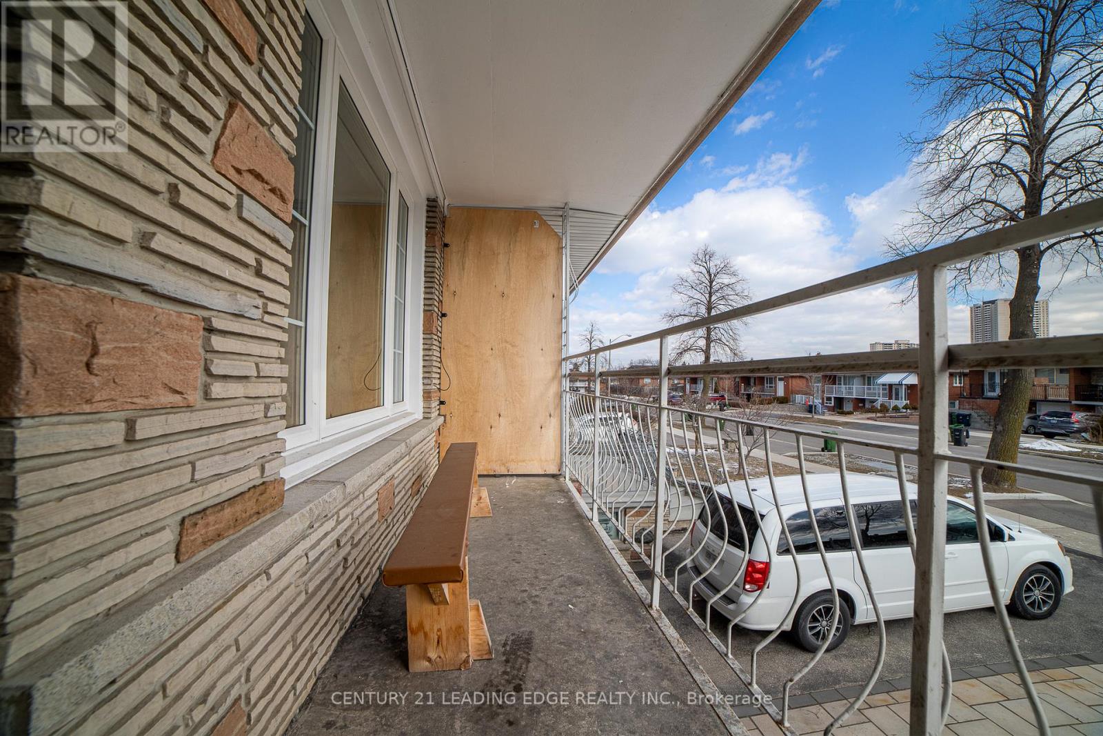 34 Petiole Road, Toronto, Ontario  M3N 2B4 - Photo 25 - W12887406