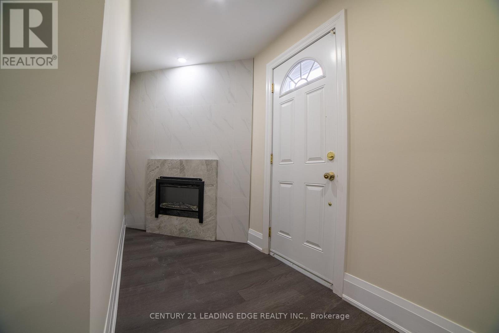 34 Petiole Road, Toronto, Ontario  M3N 2B4 - Photo 7 - W12887406