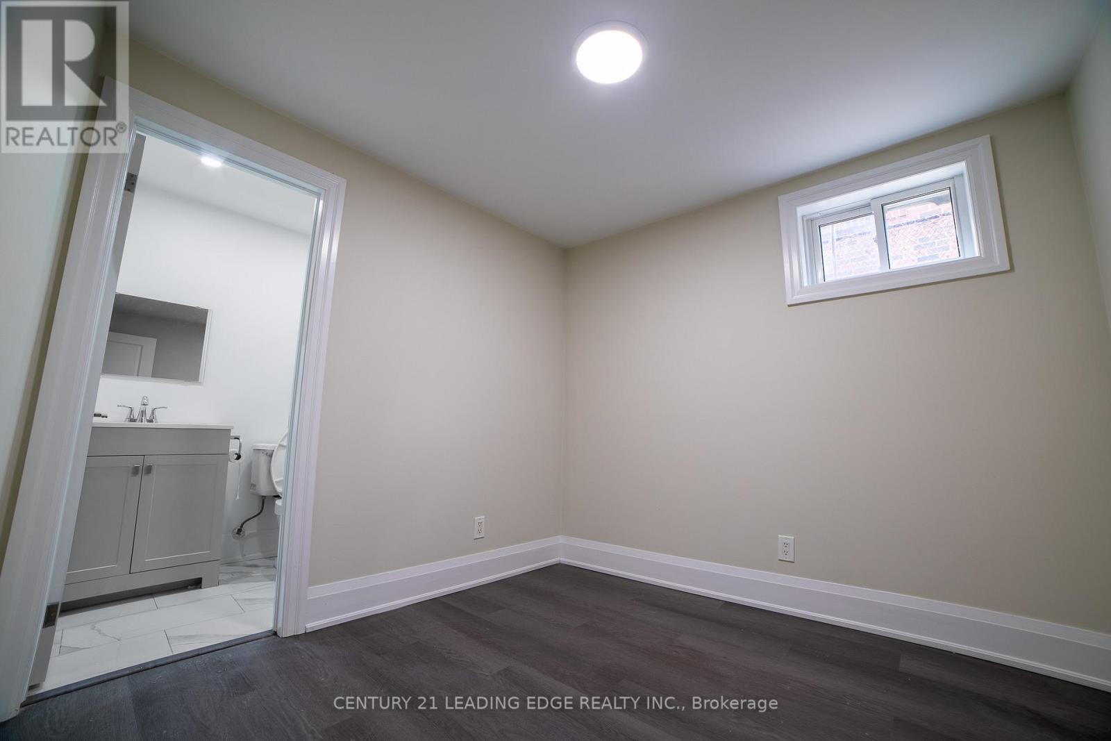 34 Petiole Road, Toronto, Ontario  M3N 2B4 - Photo 13 - W12887406