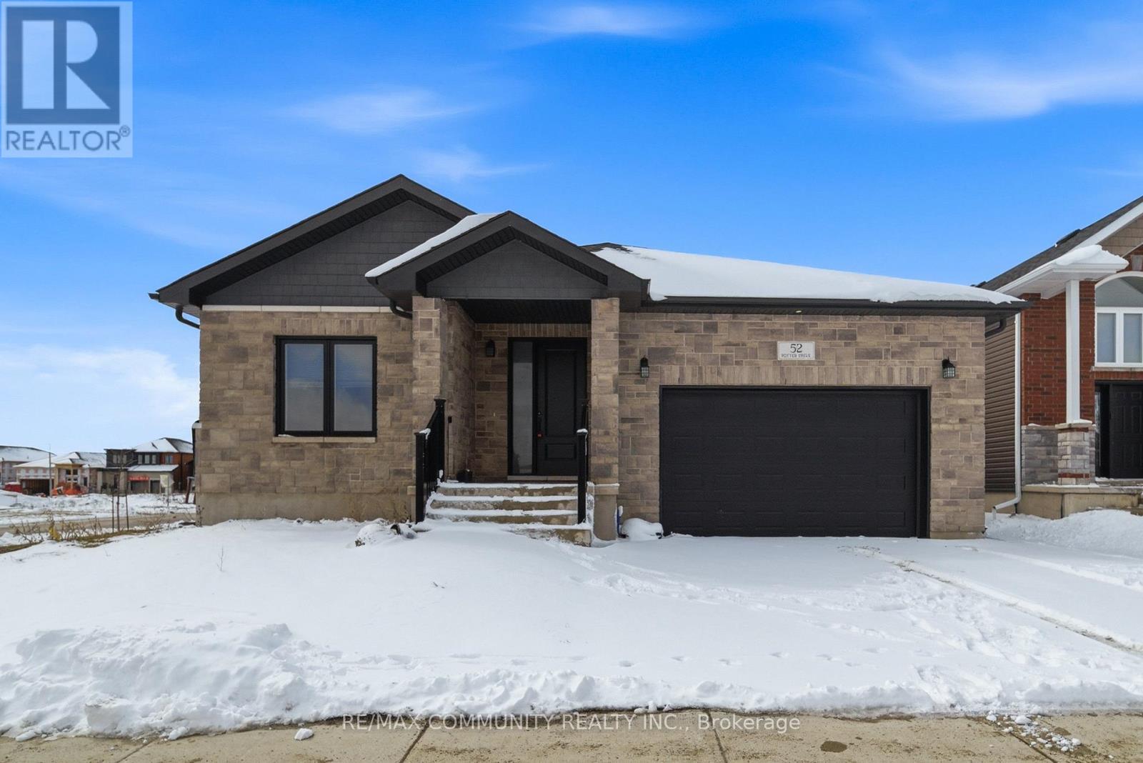 52 Potter Drive, Loyalist, Ontario  K0H 2H0 - Photo 3 - X12858132