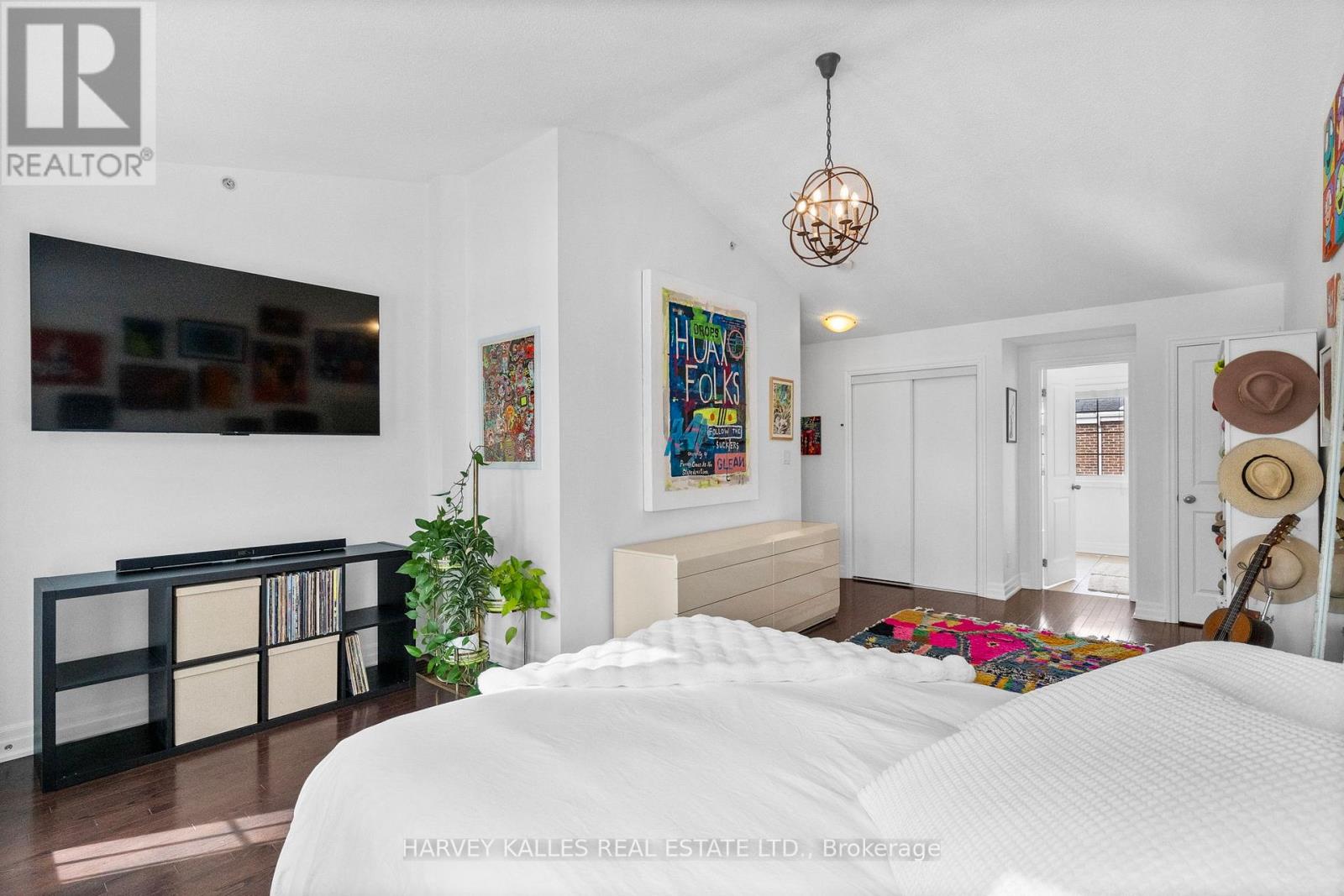 17 Peelar Mews, Toronto (Mimico), Ontario  M8Y 0B1 - Photo 19 - W12900730